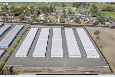 1456 SW Olive St, Madras, OR 97741 - Photo 3