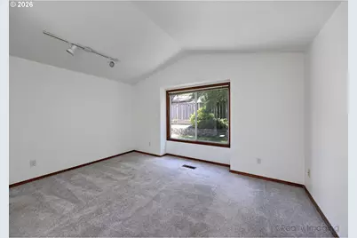 254 SW Nancy Cir, Gresham, OR 97030 - Photo 15
