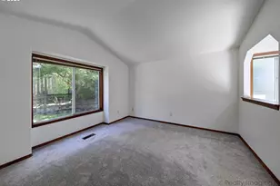 254 SW Nancy Cir, Gresham, OR 97030 - Photo 17