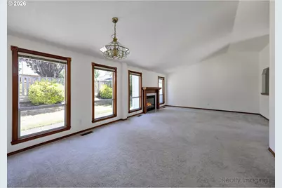 254 SW Nancy Cir, Gresham, OR 97030 - Photo 5