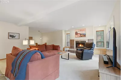 18004 Tan Oak Ln, Bend, OR 97707 - Photo 17