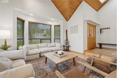 18004 Tan Oak Ln, Bend, OR 97707 - Photo 7