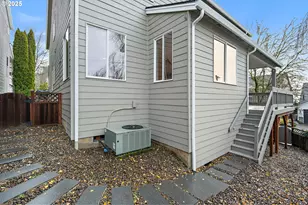 15541 SW 144th Terrace, Portland, OR 97224 - Photo 45