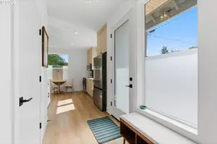 5290 SE 68th Ave, Portland, OR 97206 - Photo 7