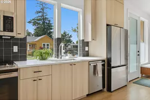 5290 SE 68th Ave, Portland, OR 97206 - Photo 9