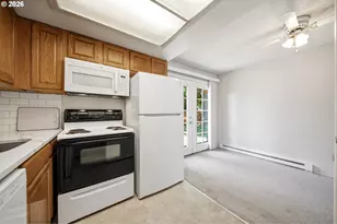 805 SE Rene Ave, Gresham, OR 97080 - Photo 13