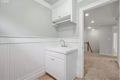 19477 View Dr, West Linn, OR 97068 - Photo 33