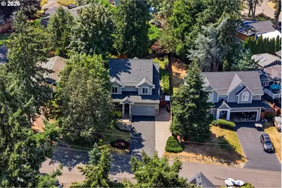 19477 View Dr, West Linn, OR 97068 - Photo 39