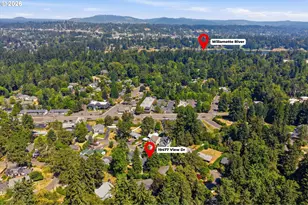 19477 View Dr, West Linn, OR 97068 - Photo 43