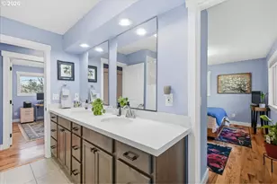 10339 SW 40th Ave, Portland, OR 97219 - Photo 17