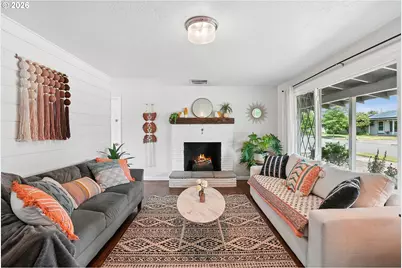 731 SE 143rd Ave, Portland, OR 97233 - Photo 5