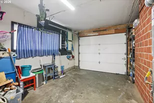 731 SE 143rd Ave, Portland, OR 97233 - Photo 27