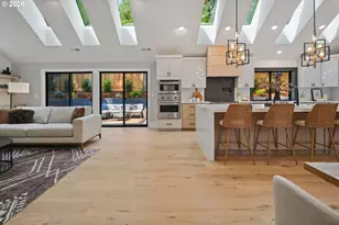 15370 Twin Fir Rd, Lake Oswego, OR 97035 - Photo 9