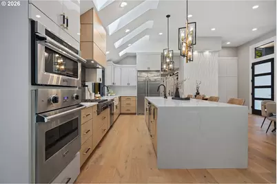 15370 Twin Fir Rd, Lake Oswego, OR 97035 - Photo 13