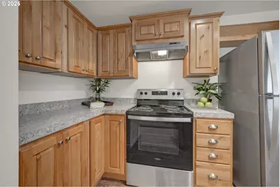 87886 Cedar Flat Rd, Springfield, OR 97478 - Photo 9