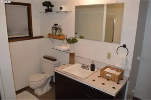 6167 SE Kellogg Ct, Milwaukie, OR 97267 - Photo 19