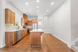 15218 NW Fig Ln, Portland, OR 97229 - Photo 11