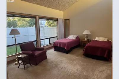 8003 SE Evergreen Hwy, Vancouver, WA 98664 - Photo 33