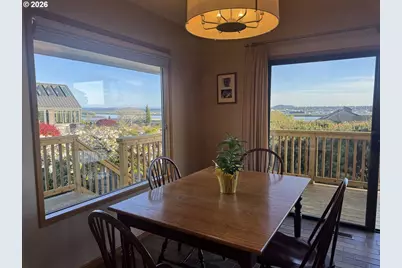 8003 SE Evergreen Hwy, Vancouver, WA 98664 - Photo 23