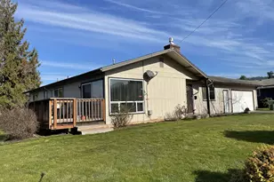 600 Lincoln Ave, Cottage Grove, OR 97424 - Photo 3