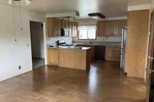 600 Lincoln Ave, Cottage Grove, OR 97424 - Photo 7