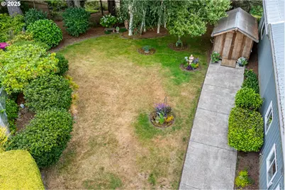1055 NW Estate Dr, Seal Rock, OR 97376 - Photo 43