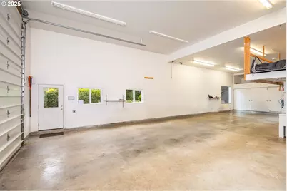 1055 NW Estate Dr, Seal Rock, OR 97376 - Photo 31