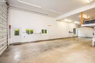 1055 NW Estate Dr, Seal Rock, OR 97376 - Photo 31