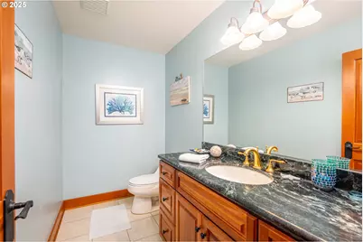1055 NW Estate Dr, Seal Rock, OR 97376 - Photo 23