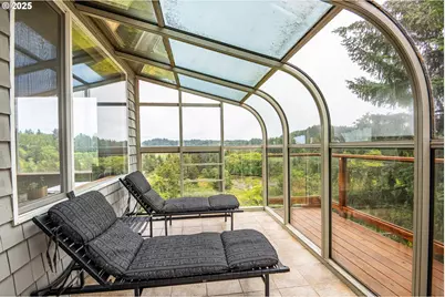 1055 NW Estate Dr, Seal Rock, OR 97376 - Photo 17