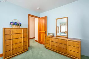 1055 NW Estate Dr, Seal Rock, OR 97376 - Photo 21