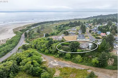 1055 NW Estate Dr, Seal Rock, OR 97376 - Photo 39