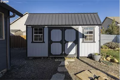 612 N 6th St, Carlton, OR 97111 - Photo 35