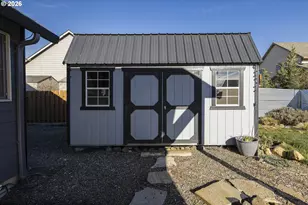 612 N 6th St, Carlton, OR 97111 - Photo 35