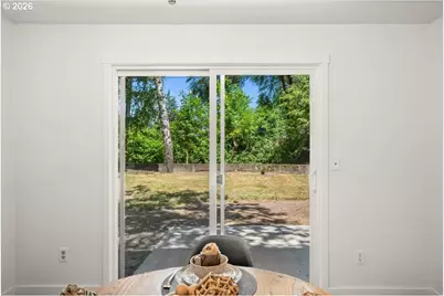 13445 SW Evergreen St, Beaverton, OR 97005 - Photo 17
