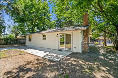 13445 SW Evergreen St, Beaverton, OR 97005 - Photo 23