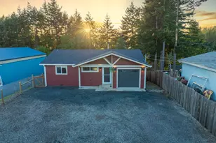 1955 28th St, Coos Bay, OR 97420 - Photo 5