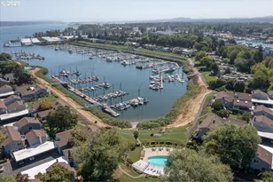 615 N Tomahawk Island Dr, Portland, OR 97217 - Photo 47