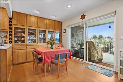 615 N Tomahawk Island Dr, Portland, OR 97217 - Photo 19