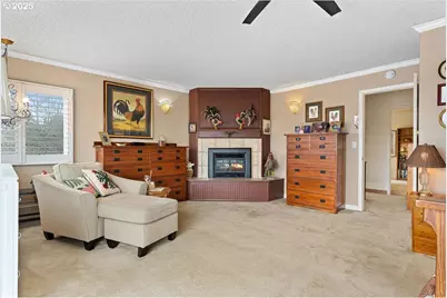 615 N Tomahawk Island Dr, Portland, OR 97217 - Photo 33