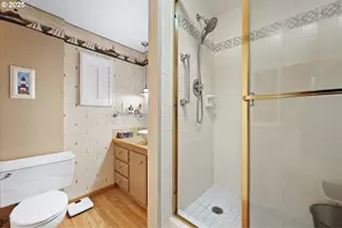 615 N Tomahawk Island Dr, Portland, OR 97217 - Photo 43