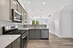 7417 NE Fremont, Portland, OR 97213 - Photo 9