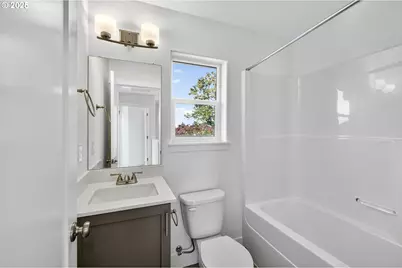 7417 NE Fremont, Portland, OR 97213 - Photo 19