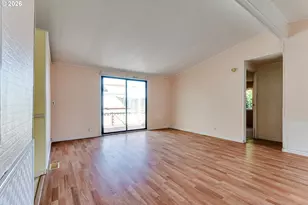 658 S 57th St, Springfield, OR 97478 - Photo 9