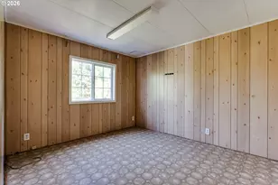 658 S 57th St, Springfield, OR 97478 - Photo 23