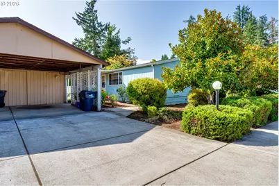 658 S 57th St #55, Springfield, OR 97478 - Photo 3
