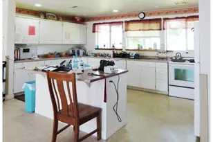 9350 SE Taylor St, Portland, OR 97216 - Photo 29