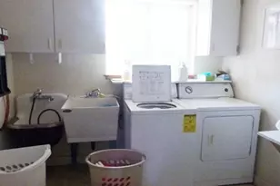 9350 SE Taylor St, Portland, OR 97216 - Photo 31