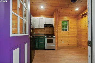 71046 E Salmonberry Rd, Rhododendron, OR 97049 - Photo 7