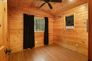 71046 E Salmonberry Rd, Rhododendron, OR 97049 - Photo 17
